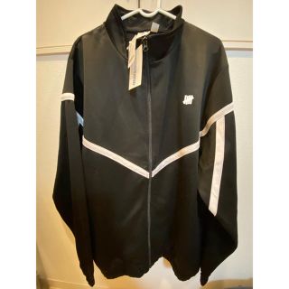 アンディフィーテッド(UNDEFEATED)のUNDEFEATED TAPED SEAM WARM-UP JACKET(ナイロンジャケット)