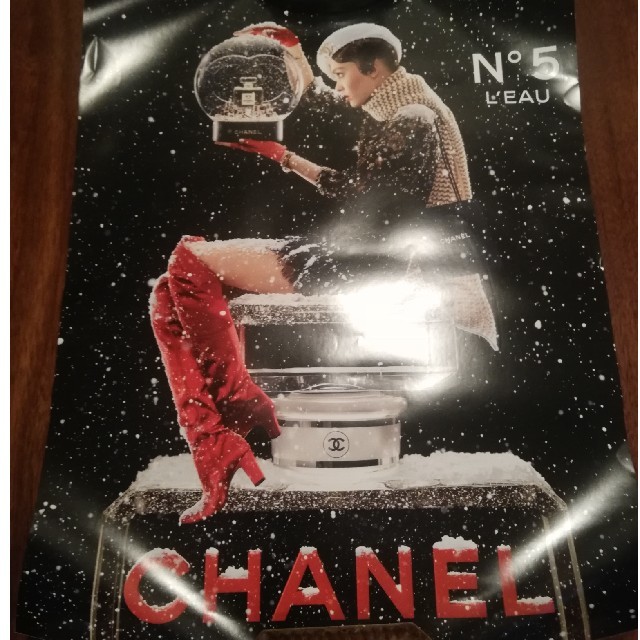 CHANEL(シャネル)のCHANEL　ポスター　非売品　ノベルティ インテリア/住まい/日用品のインテリア/住まい/日用品 その他(その他)の商品写真