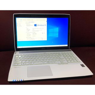 フジツウ(富士通)のFUJITSU AH56/M ( i7  8GB  HDD 1TB)ホワイト(ノートPC)