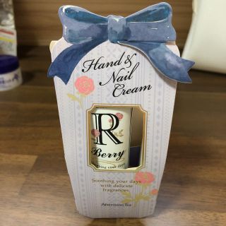 アフタヌーンティー(AfternoonTea)のアフタヌーンティー　ハンドクリーム　R イニシャル(ハンドクリーム)