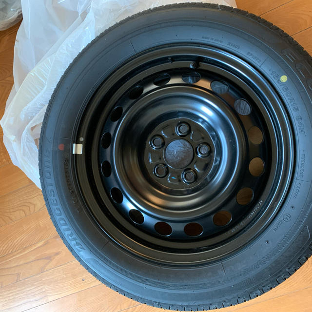 シエンタ　15インチ純正タイヤホイール4本セット185/60r15エコタイヤ自動車