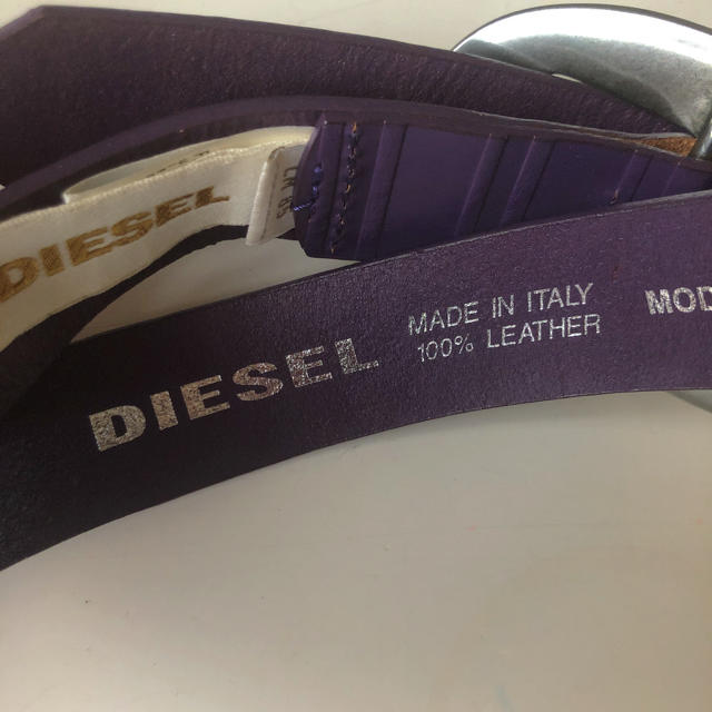 DIESEL(ディーゼル)の美品　DIESEL 本革レザー　ベルト レディースのファッション小物(ベルト)の商品写真