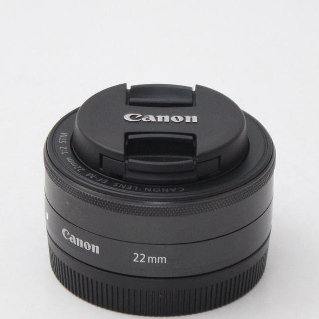 Canon(キヤノン)のCanon EF M 22mm f2 STM 単焦点レンズ スマホ/家電/カメラのカメラ(レンズ(単焦点))の商品写真