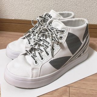 アディダス(adidas)の○Taka様○ adidas ロゴ インヒール スニーカー 白(スニーカー)