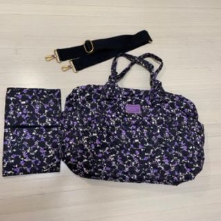 マークバイマークジェイコブス(MARC BY MARC JACOBS)の美品　マザーズバッグ (マザーズバッグ)