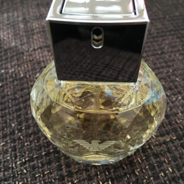 Emporio Armani(エンポリオアルマーニ)のEMPORIO ARMANI 香水  50ml コスメ/美容の香水(香水(女性用))の商品写真