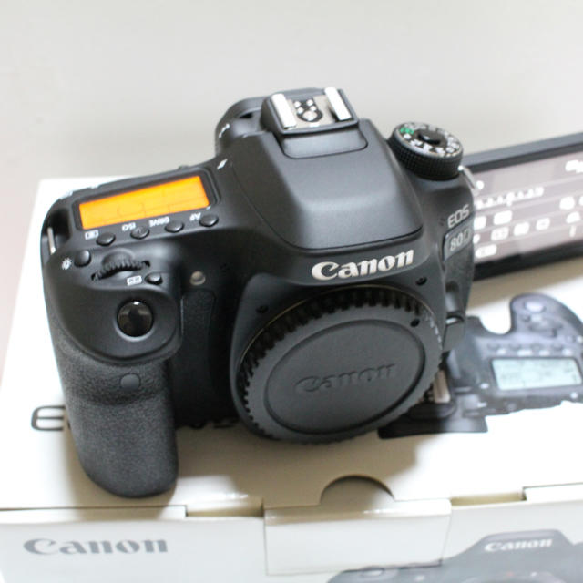 【美品】キャノン Canon EOS 80D ボディ 約4,800ショット