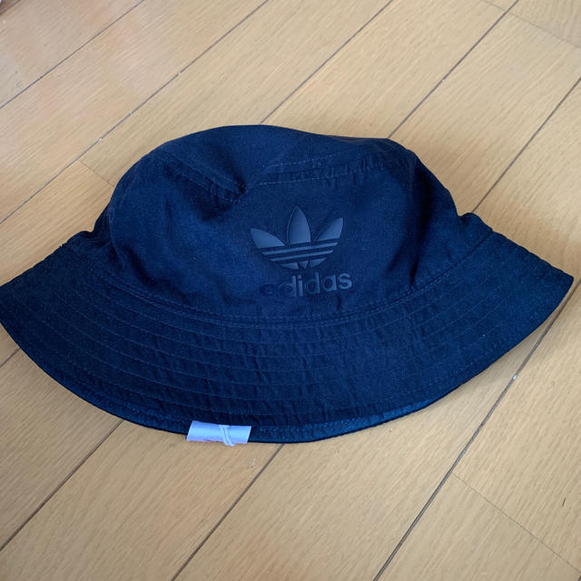 adidas(アディダス)の☆さと様☆アディダス  帽子 メンズの帽子(ニット帽/ビーニー)の商品写真