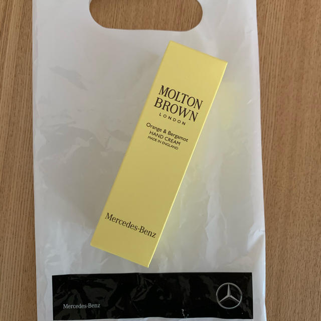 MOLTON BROWN(モルトンブラウン)のMolton Brown オレンジ&ベルガモット　ハンドクリーム　未使用 コスメ/美容のボディケア(ハンドクリーム)の商品写真