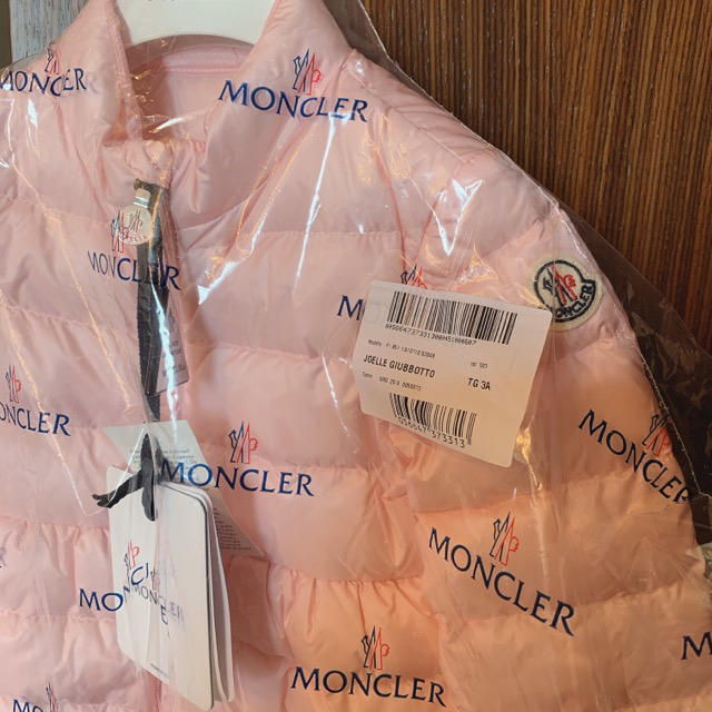 MONCLER(モンクレール)のモンクレール 20SS ライトダウン JOELLE 3ans キッズ/ベビー/マタニティのキッズ服女の子用(90cm~)(ジャケット/上着)の商品写真