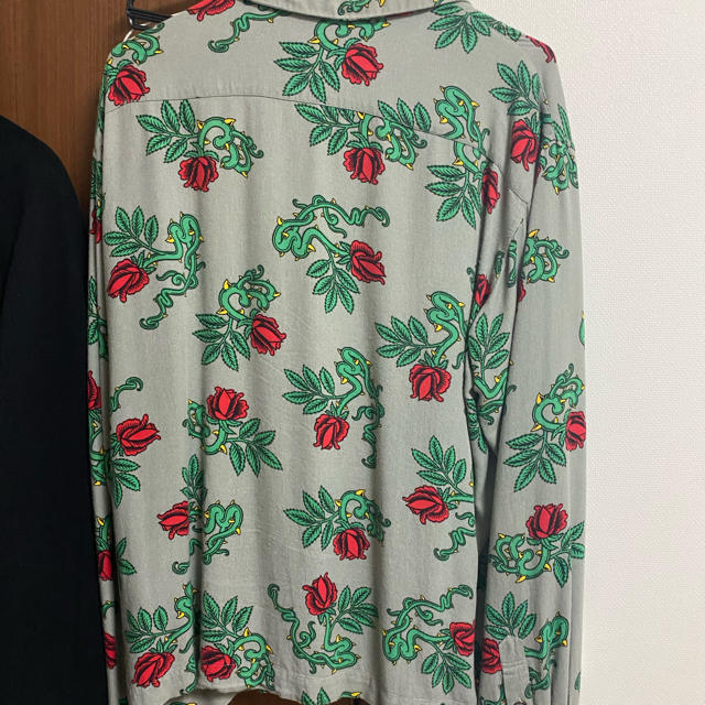 UNUSED(アンユーズド)のunused rose shirt サイズ1 期間限定出品 メンズのトップス(シャツ)の商品写真