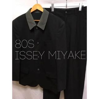 イッセイミヤケ セットアップスーツ(メンズ)（ブラック/黒色系）の通販 