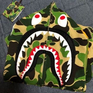 アベイシングエイプ(A BATHING APE)のシャークパーカー A BATHING APE (パーカー)