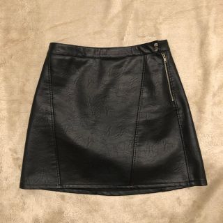 ザラ(ZARA)のレザースカート(ミニスカート)