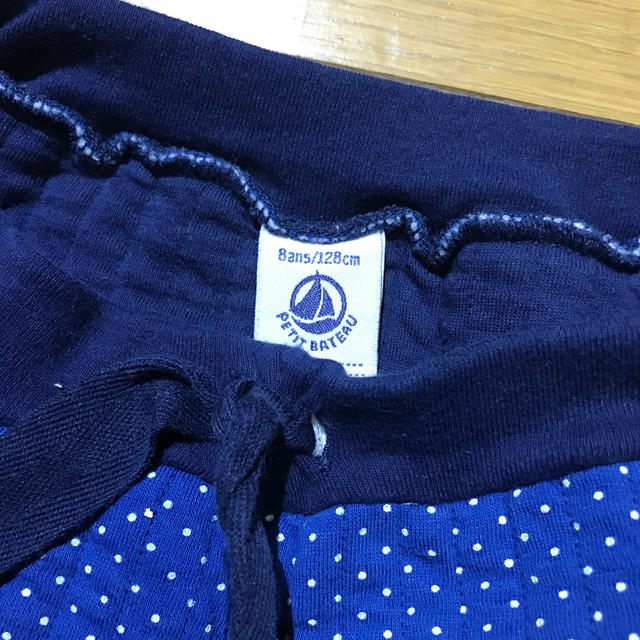 PETIT BATEAU(プチバトー)のプチバトーキッズスカート120-130 8ans  キッズ/ベビー/マタニティのキッズ服女の子用(90cm~)(スカート)の商品写真