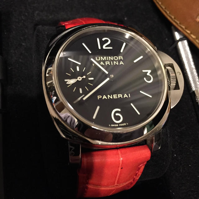 PANERAI(パネライ)のパネライPAM111 メンズの時計(腕時計(アナログ))の商品写真