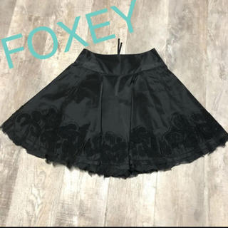 フォクシー(FOXEY)のフォクシー スカート シルク 黒 サイズ40 美品 送料込み(ひざ丈ワンピース)