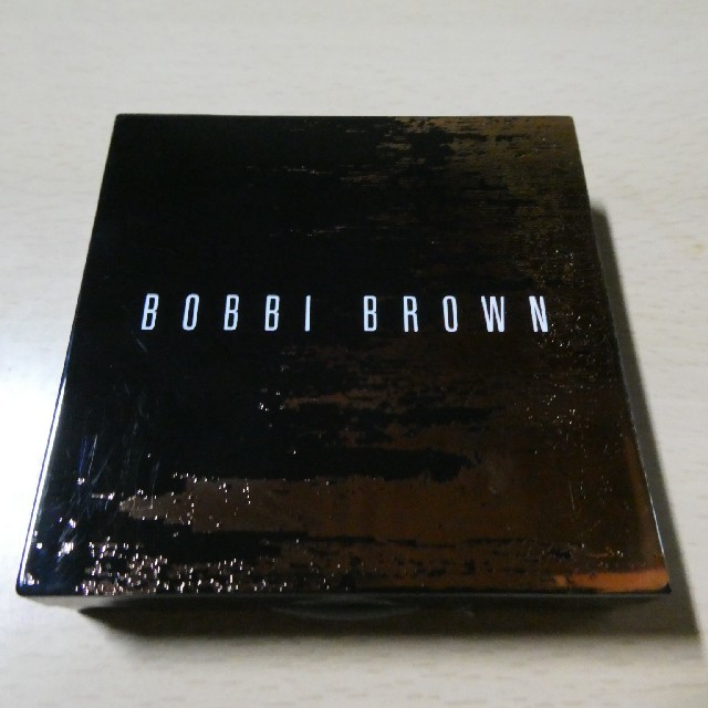 BOBBI BROWN(ボビイブラウン)の【限定品】ボビイブラウン ハイライティングパウダー #L01 ロージーグロウ コスメ/美容のベースメイク/化粧品(フェイスカラー)の商品写真