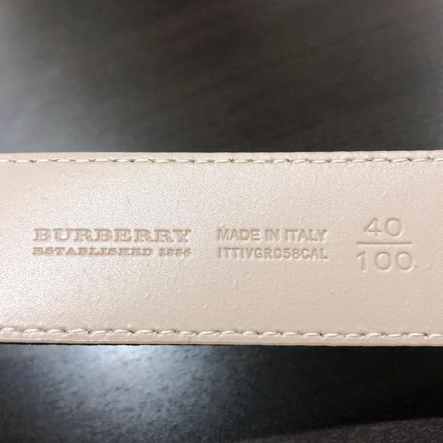 BURBERRY(バーバリー)の新品未使用 ◆ バーバリー  イタリア製 チェック柄 ベルト  レディースのファッション小物(ベルト)の商品写真