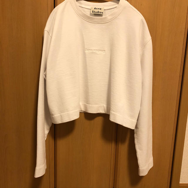 【訳あり】 ACNE - これが最安値です!Acne Studios ショートスウェットシャツ トレーナー/スウェット 【訳あり】 ACNE - これが最安値です!Acne Studios ショートスウェットシャツ トレーナー/スウェット