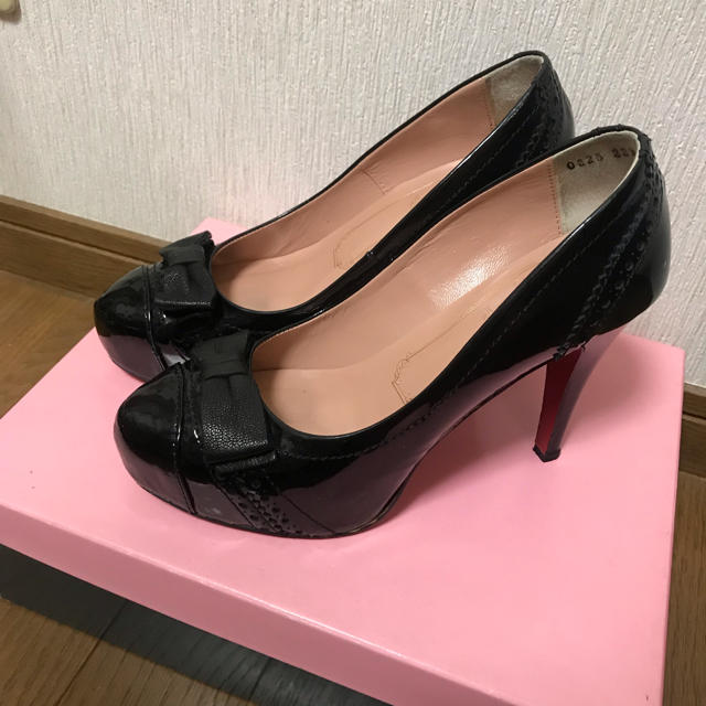 kariang(カリアング)のKariAng エナメルパンプス レディースの靴/シューズ(ハイヒール/パンプス)の商品写真