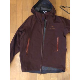 アークテリクス(ARC'TERYX)の美品　ARCTERYX bata sl アークテリクス (ナイロンジャケット)