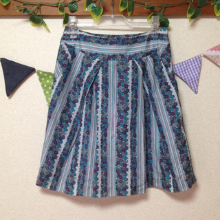 トゥモローランド(TOMORROWLAND)の日本製♡上品女子の花柄スカート♡送料無料(ひざ丈スカート)