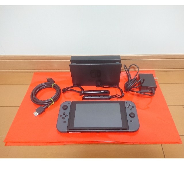 ニンテンドースイッチ グレー