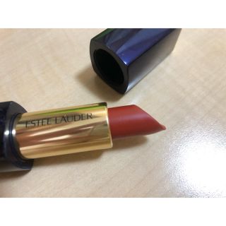 エスティローダー(Estee Lauder)のブラウンレッドリップ(口紅)