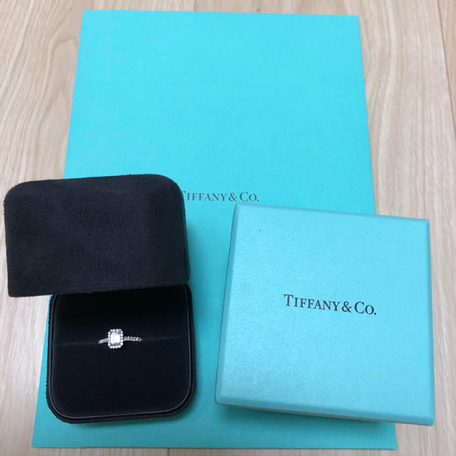 Tiffany & Co.(ティファニー)のティファニー　エメラルドカット　指輪 レディースのアクセサリー(リング(指輪))の商品写真