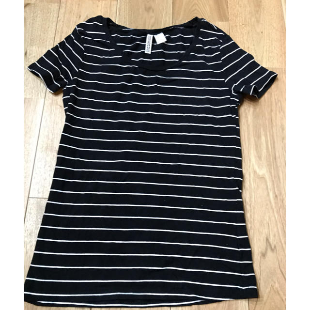 H&M(エイチアンドエム)のH&M DIVIDED BASIC レディースのトップス(Tシャツ(半袖/袖なし))の商品写真