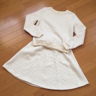 トッコ(tocco)の美品 tocco セットアップ スカート トップス ホワイト(セット/コーデ)