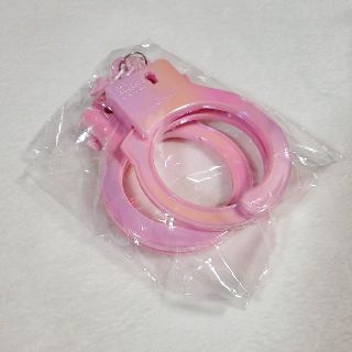 ☆新品未使用品☆手錠☆プラスチック製☆おもちゃ☆(小道具)