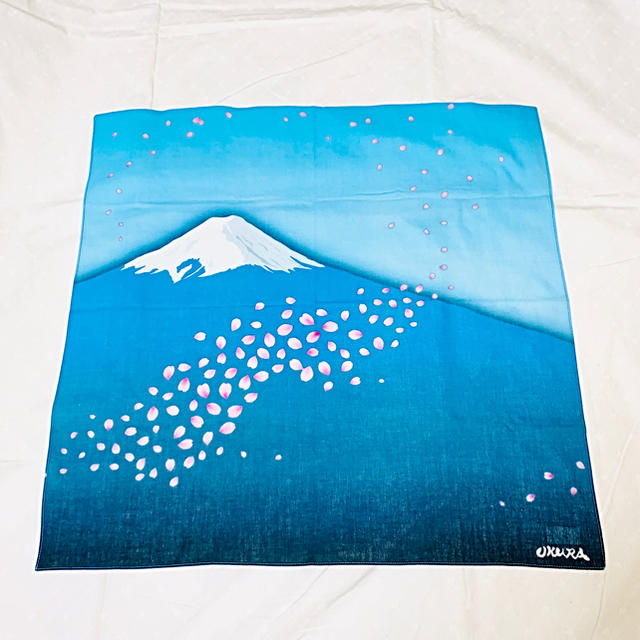 OKURA(オクラ)のOKURA 富士山と桜吹雪 バンダナ レディースのファッション小物(バンダナ/スカーフ)の商品写真