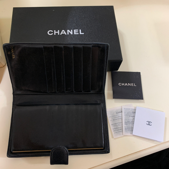 CHANEL(シャネル)のCHANEL正規品キャビアスキンウォレット メンズのファッション小物(長財布)の商品写真