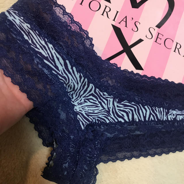 Victoria's Secret(ヴィクトリアズシークレット)のビクトリアシークレット 2枚セット レディースの下着/アンダーウェア(ショーツ)の商品写真