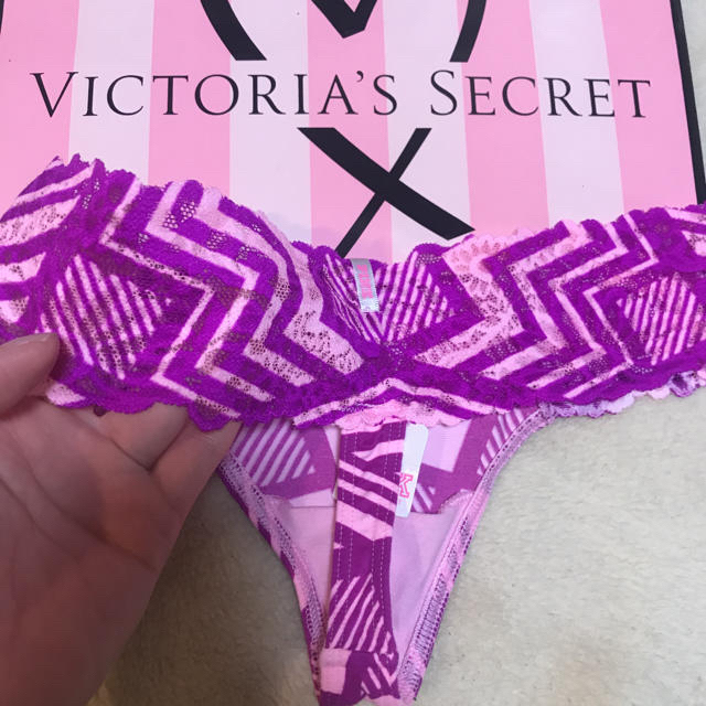 Victoria's Secret(ヴィクトリアズシークレット)のビクトリアシークレット  レディースの下着/アンダーウェア(ショーツ)の商品写真