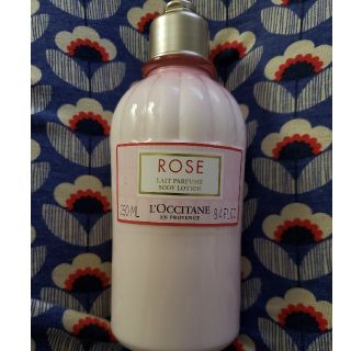 ロクシタン(L'OCCITANE)のローズ　ベルベット　ボディミルク　250ml(ボディローション/ミルク)