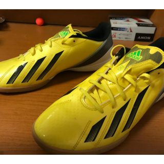 アディダス(adidas)のフットサルシューズ(シューズ)