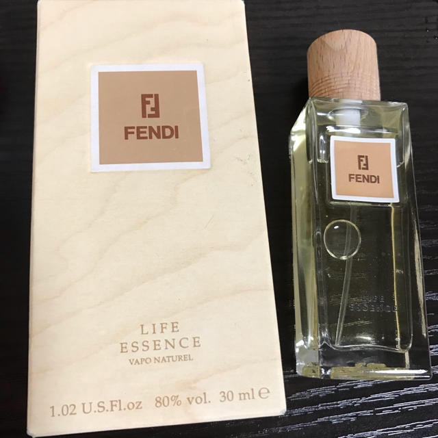 FENDI(フェンディ)の新品 ★フェンディ   ライフエッセンス 30ml 香水 コスメ/美容の香水(香水(女性用))の商品写真