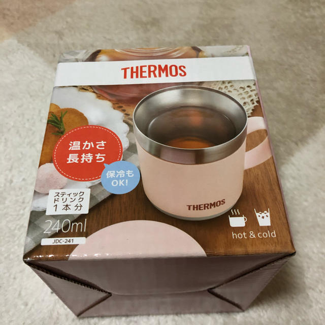 THERMOS(サーモス)の保温マグカップ　ピンク インテリア/住まい/日用品のキッチン/食器(グラス/カップ)の商品写真