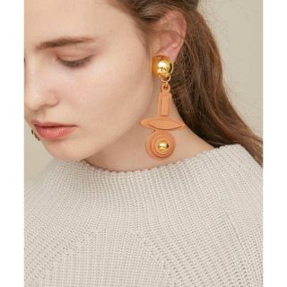 ビューティアンドユースユナイテッドアローズ(BEAUTY&YOUTH UNITED ARROWS)のfumie tanaka thedallas　イヤリング　新品　タグあり(イヤリング)