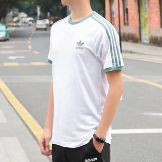 アディダス(adidas)のAdidas アディダスオリジナルス Tシャツ Lサイズ(Tシャツ/カットソー(半袖/袖なし))