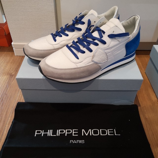 PHILIPPE MODEL(フィリップモデル)のPHILIPPE MODEL フィリップモデル スニーカー 43 白×青 メンズの靴/シューズ(スニーカー)の商品写真