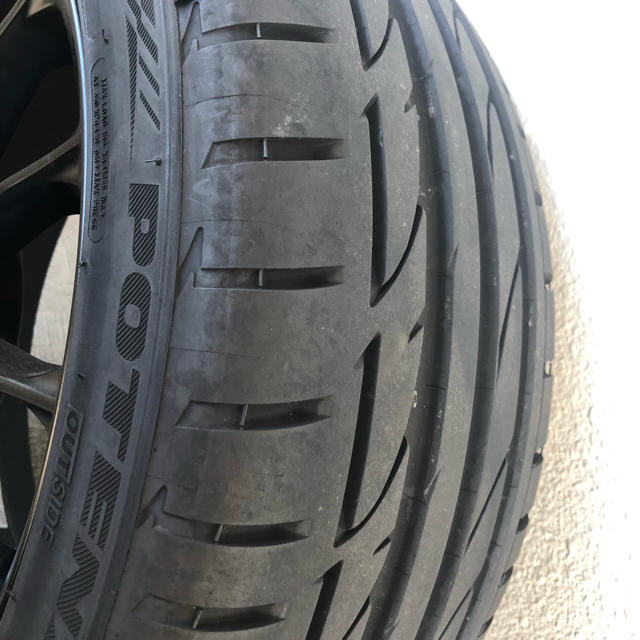 BRIDGESTONE(ブリヂストン)のバリ山ブリジストンポテンザ s001＋Works17インチアルミセット 自動車/バイクの自動車(タイヤ・ホイールセット)の商品写真