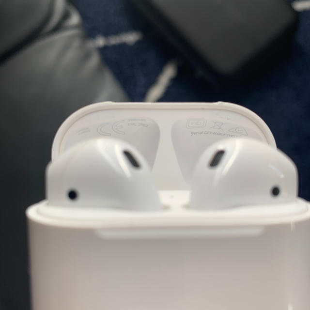 イヤフォン Apple モデルA1602の通販 by 阿部's shop｜アップルならラクマ - AirPods オーディオ