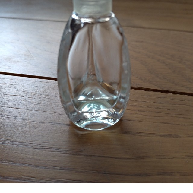 ANNA SUI(アナスイ)のアナスイ　シークレット　ウィッシュ　4mL コスメ/美容の香水(香水(女性用))の商品写真