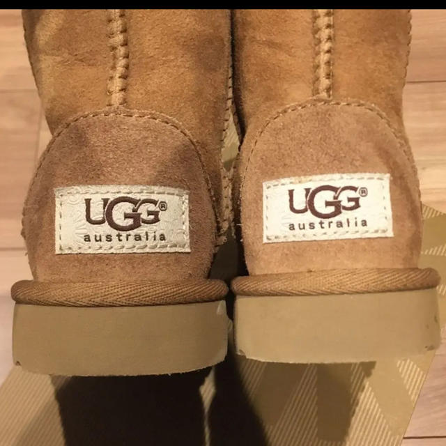 UGG(アグ)のUGG アグ ムートンブーツ 15cm キッズ/ベビー/マタニティのキッズ靴/シューズ(15cm~)(ブーツ)の商品写真