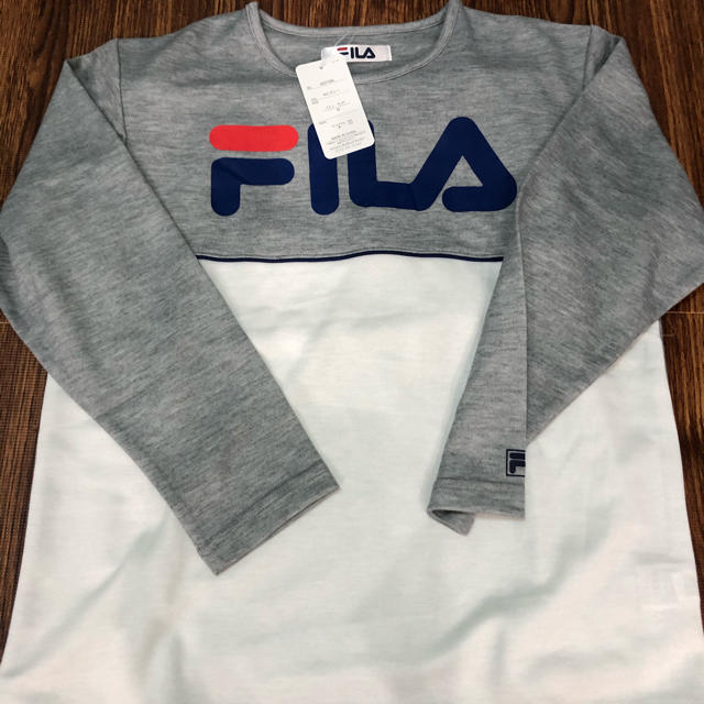 FILA(フィラ)の新品タグ付☆FILAフィラladysパジャマMセットアップ薄手トレーナー レディースのトップス(トレーナー/スウェット)の商品写真