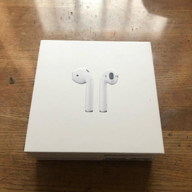 Apple(アップル)のAir Pods ジャンク品 スマホ/家電/カメラのオーディオ機器(ヘッドフォン/イヤフォン)の商品写真